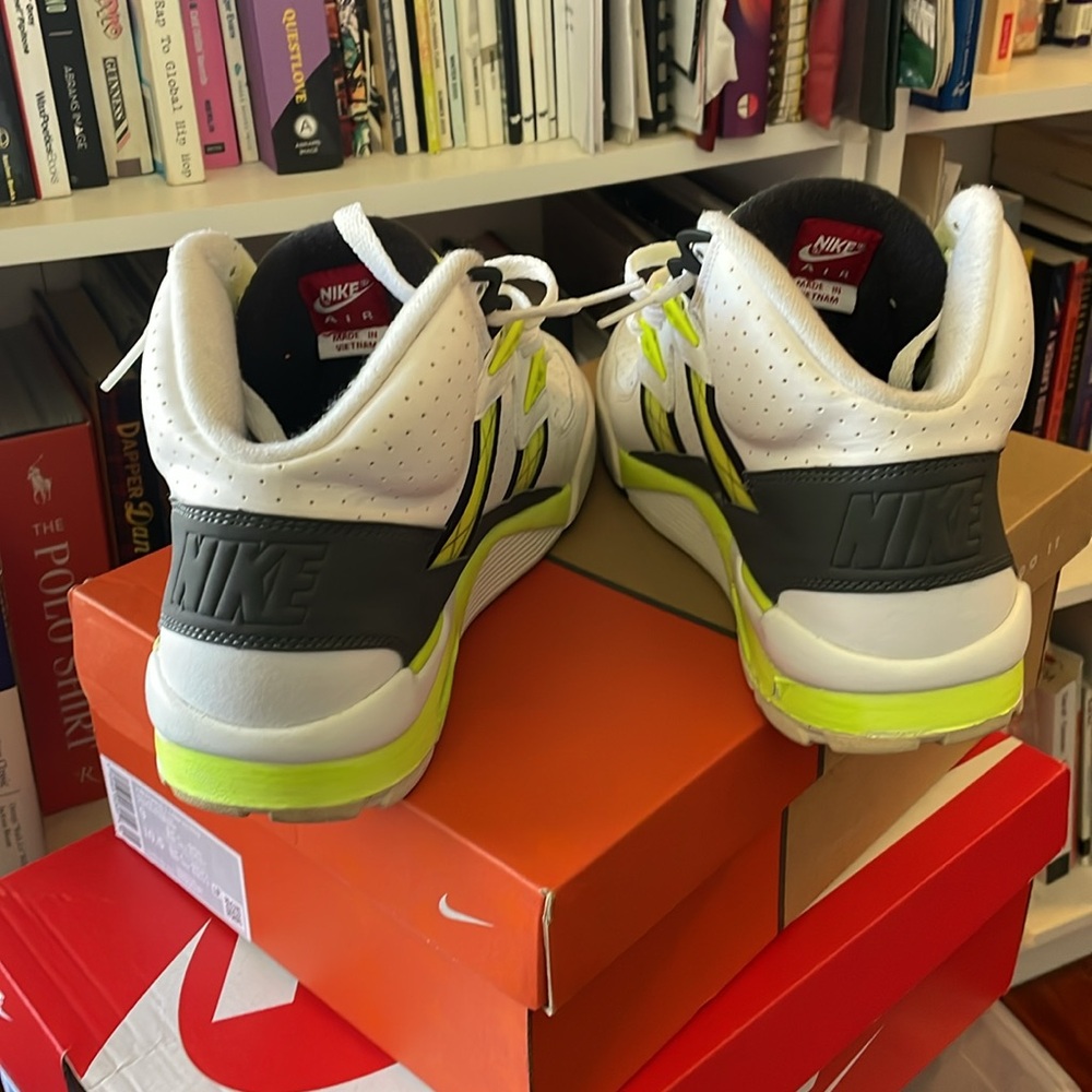 Nike Air Trainer “Volt”  (Men’s 8.5) - Picture 4 of 6